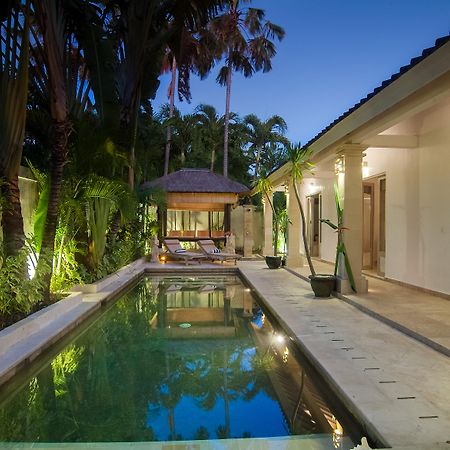 Bali Holiday Villas - La Playa Семіньяк Екстер'єр фото